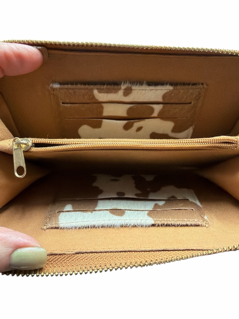 Simply Southern Cowhide Print Phone Crossbody Wallet/Card Holder EUC - Picture 7 of 10